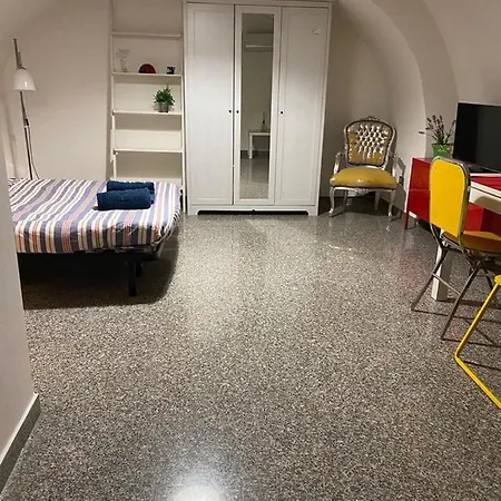 Little Flat - Heart Bari